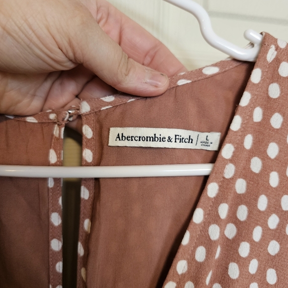Abercrombie & Fitch Vneck Long Sleeve Romper Polka Dot Print - Picture 6 of 10